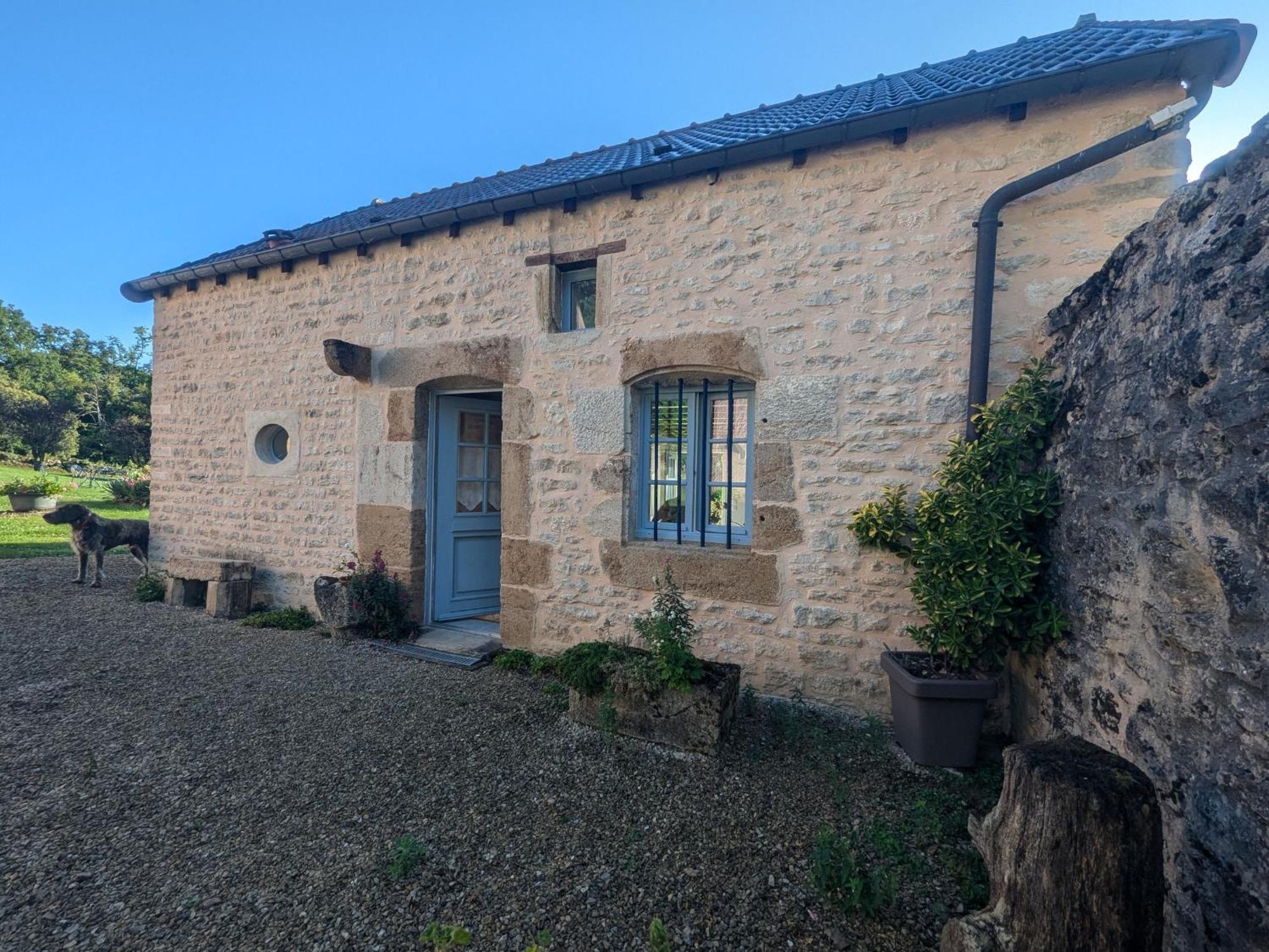 Maison Charmante A Langres Avec Wi-Fi Et Parking - Fr-1-611-43 Exterior foto